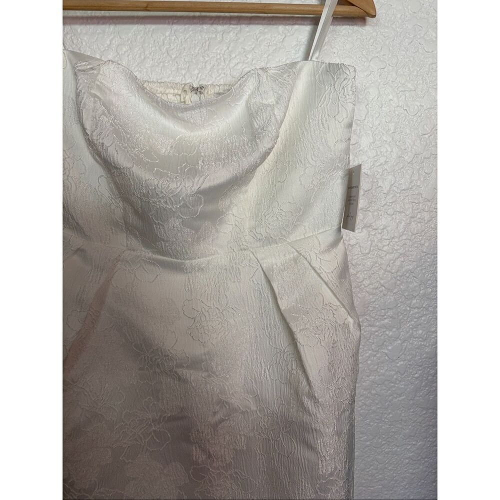 Petal & Pup Avah Strapless Floral Midi Dress in White Size S - Picture 7 of 12